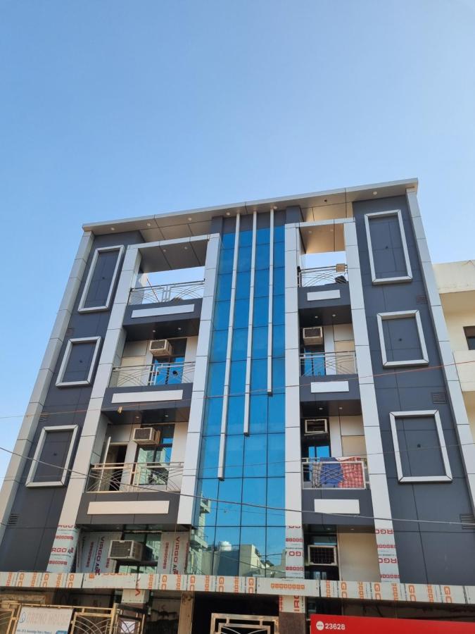 Hotel O Greno House Near Pvr Ansal Plaza เกรทเตอร์นอยดา ภายนอก รูปภาพ
