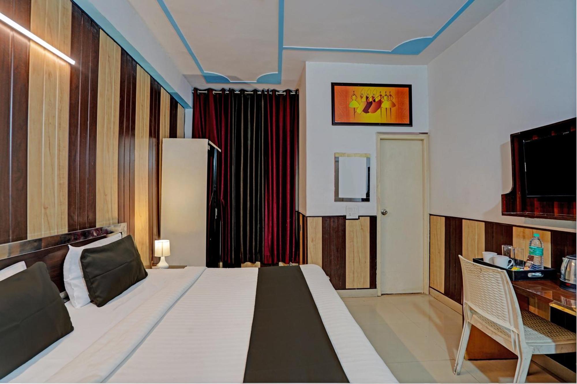 Hotel O Greno House Near Pvr Ansal Plaza เกรทเตอร์นอยดา ภายนอก รูปภาพ